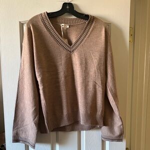 Hem & Thread NWT Brown V-Neck Sweater Dark Brown Trim size M